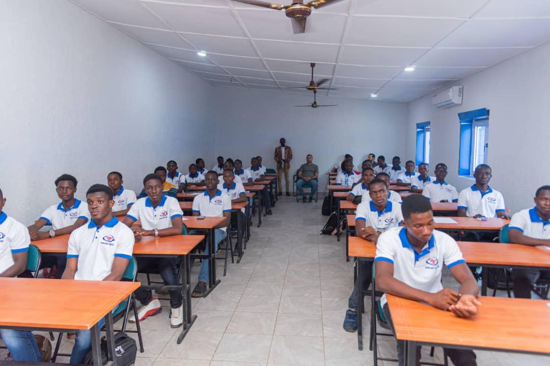 Salle Campus ESAT-Togo 